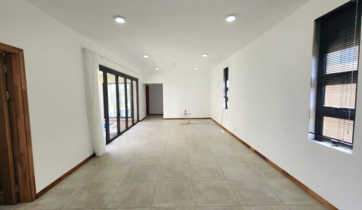 2a1900f0-56a2-4e26-b9c1-a0a56404e0ff